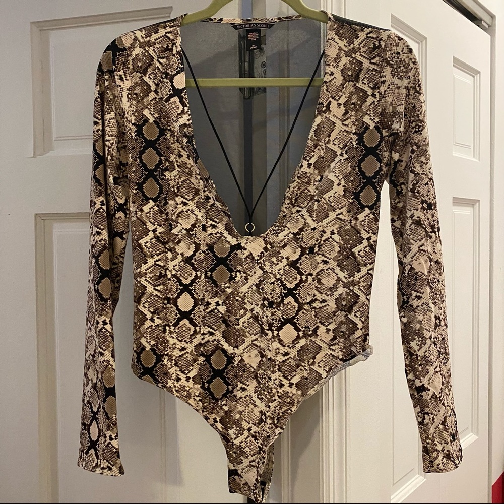 VICTORIA’S SECRET bodysuit
